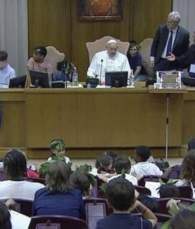 Papa Francesco, tante domande e risposte nell’incontro con i bambini / Dalla Chiesa / Home – .
