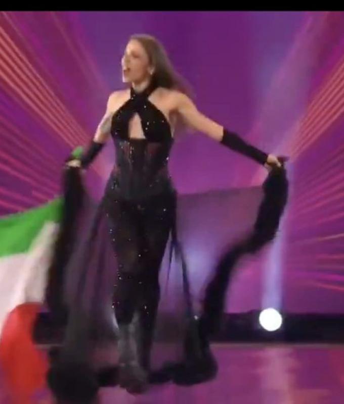 Con l’omaggio alla Palestina Angelina Mango ha già vinto uno spezzone di Eurovision – .