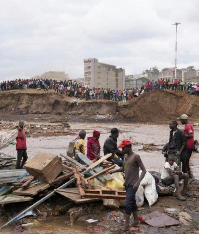 Alluvione in Kenya, invece di costruire opere pubbliche piantano alberi – .