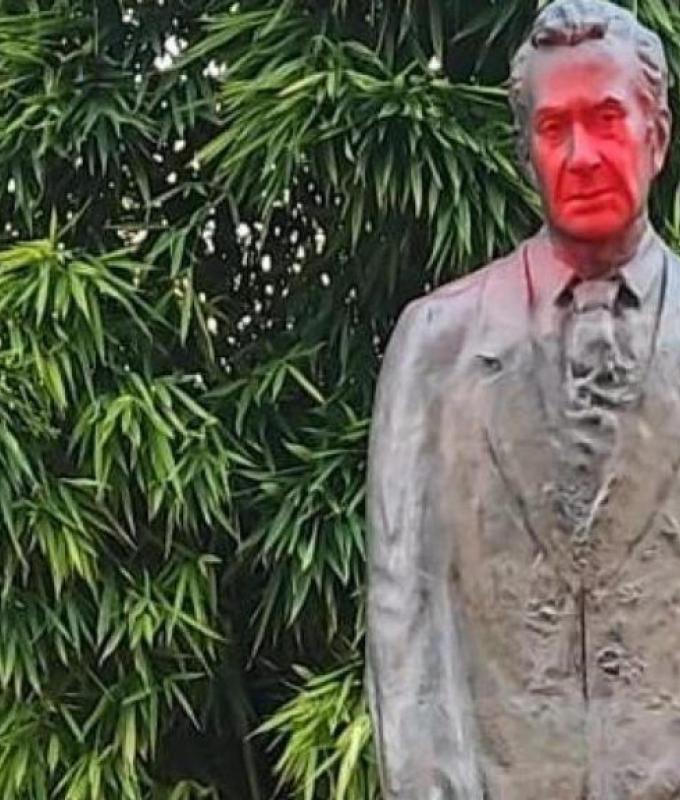 Statua del Moro deturpata a gennaio a Padova, perquisizioni e tre indagati in un centro sociale – .