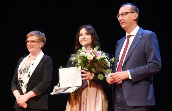 San Vito. Gianna Mazzieri-Sanković riceve la Targa d’oro della Città di Fiume (foto) – .