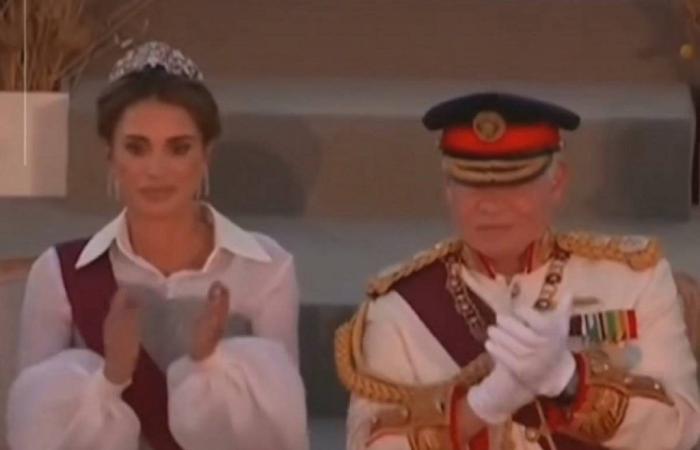 I significati nascosti negli abiti della regina Rania da 25 anni sul trono di Giordania – .