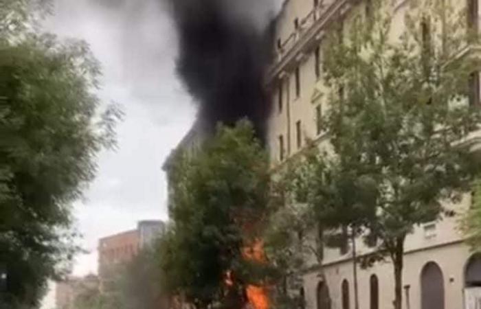 Perché l’incendio in un garage di Milano è arrivato in brevissimo tempo al terzo piano, uccidendo una famiglia – .