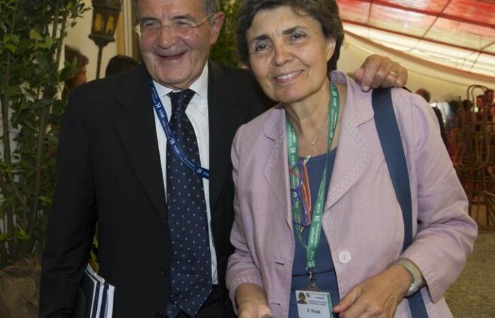 Prodi ricorda la moglie a un anno dalla scomparsa: “Devo molto a Flavia”