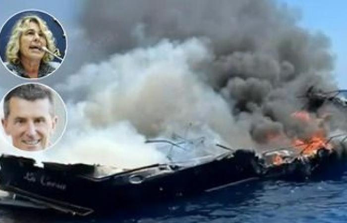 Lo yacht affondato viene dato alle fiamme, la Guardia Costiera mette in salvo i naufraghi, tra cui Marina Craxi – .