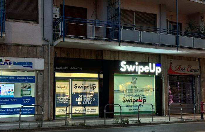 Apre oggi nel centro di Cosenza il punto vendita “SwipeUp”.