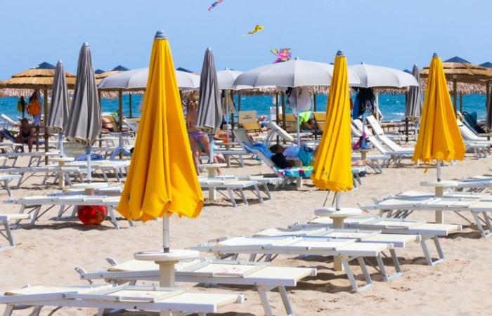 Spiagge piene nel primo week-end soleggiato – News Ancona-Osimo – CentroPagina – .