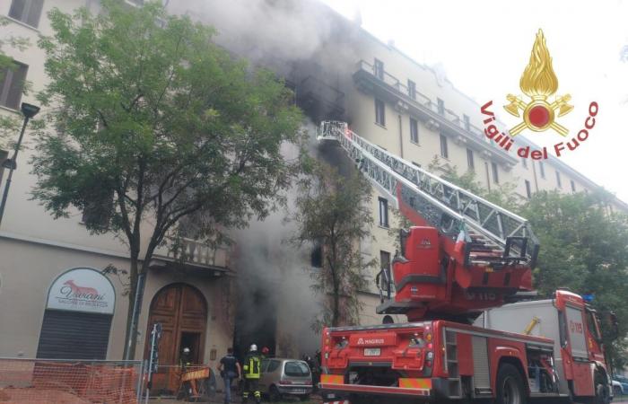 Incendio a Milano, gli ultimi minuti di Antonio Tollardo. «Aveva cercato di salvare i suoi genitori» – .