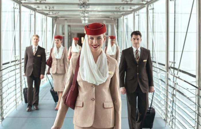 Emirates offre 5mila posti da assistenti di volo a 2.500 euro al mese, compresi principianti ma senza tatuaggi – .