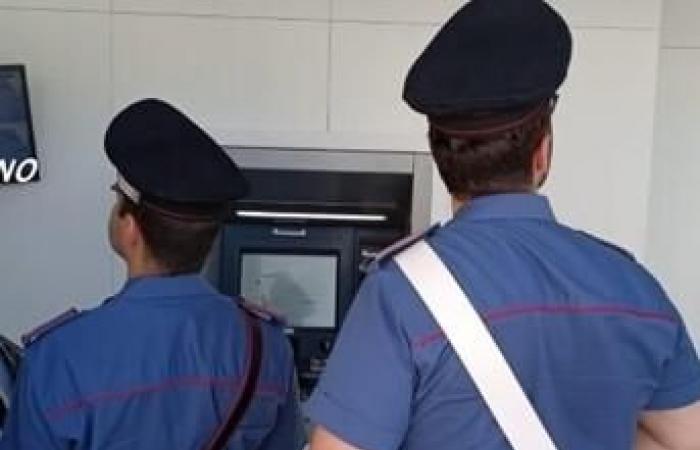 Livorno, prelievi con carte di credito rubate, la polizia arresta un 43enne Il Tirreno – .