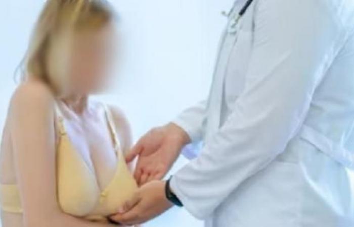 Lecce, il procuratore onorario che si fingeva medico per palpare le donne: “Le spogliavo così”