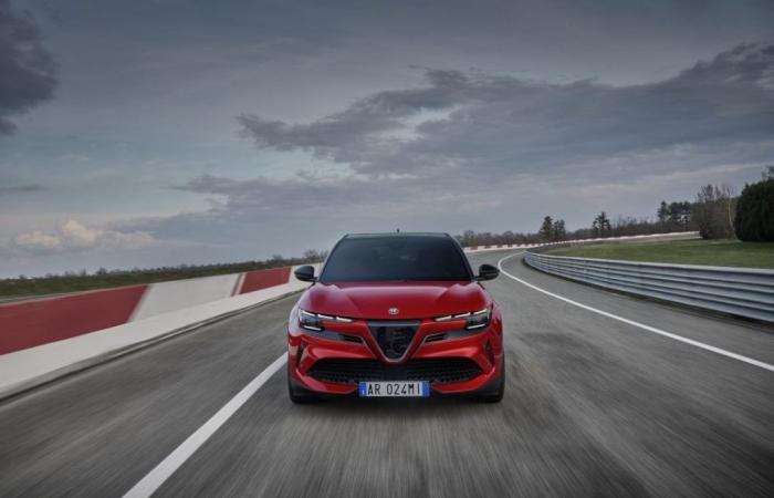 Alfa Romeo Junior Veloce, 280 CV per la nuova sportiva elettrica – .