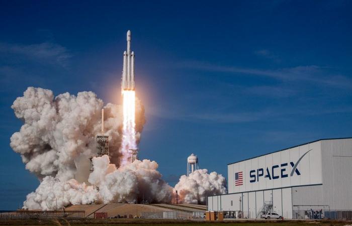 La NASA manda Musk in orbita con milioni di – .