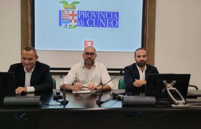 Costa e Marattin partono da Cuneo per ricostruire il Terzo Polo: “Insieme si può” [VIDEO] – Targatocn.it