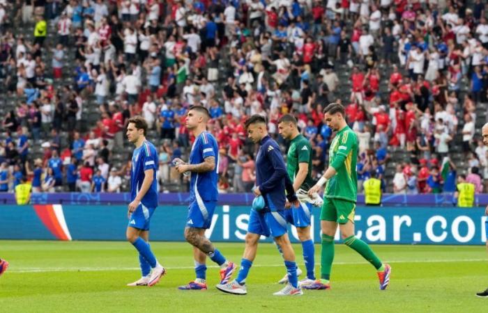 Italia-Svizzera, i calciatori italiani cacciati dai tifosi – .
