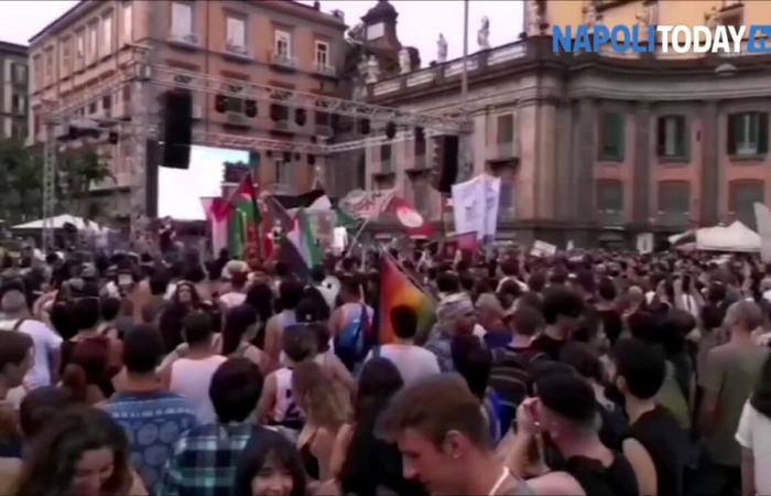 Ex militanti dell’Opg protestano contro il Pride di Napoli – .