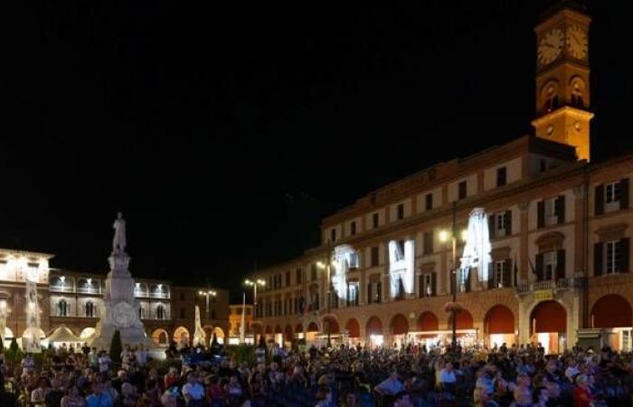 Forlì. Party in Piazza Saffi to celebrate 70 years of CNA – .