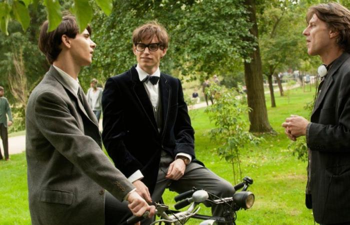 trama, cast, Stephen Hawking – Promo – .