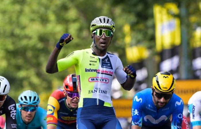 Tour, Girmay vince in volata a Torino, primo eritreo in assoluto, Carapaz maglia gialla – .