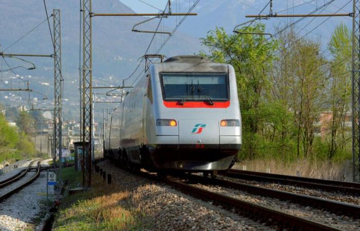 Rissa tra due passeggeri su un treno da Trento a Bassano del Grappa – .