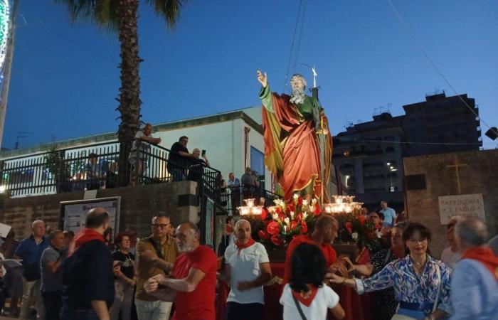 Ragusa, numerosi devoti e fedeli alla processione in onore di San Paolo Apostolo – .