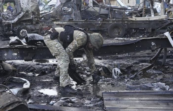 800 attacchi aerei russi in una settimana, presi di mira Kiev e Kharkiv – .