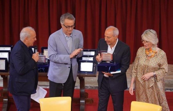 “Un Paese Felice” di Carmine Abate vince il Premio Internazionale A. Semeria – .