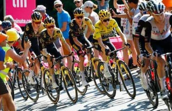 Tadej Pogacar vince la quarta tappa del Tour de France. La classifica – .