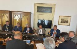 Il sindaco Ruvolo fa il punto sull’incontro di ieri per l’acqua a Palermo – .
