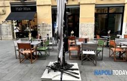 Piromane appicca incendi nella notte in centro città :: Cronaca a Napoli