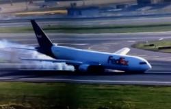 Avaria al carrello anteriore dell’aereo, il Boeing 767 precipita all’aeroporto di Istanbul – .