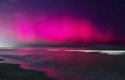 Aurora Boreale in Italia, come è possibile? Perché lo vediamo (e perché è rosa): il fenomeno – .