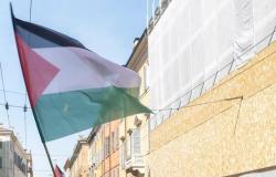 Modena, in centinaia marciano in centro. «Stop alla guerra in Palestina» Gazzetta di Modena – .