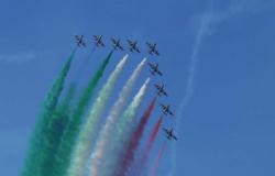 Lo spettacolo delle Frecce Tricolori a Trani, il tour americano partirà in estate – .