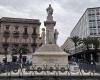 Una volta terminato il restauro, la statua di Bellini in Piazza Stesicoro a Catania ritorna al suo antico splendore – .