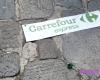 Festa a San Frediano il 25 aprile: atti vandalici contro il Carrefour di Piazza Tasso :: Report a Firenze