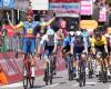 Ciclismo, Jonathan Milan vince la quarta tappa del Giro d’Italia