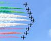 Le Frecce Tricolori a Trani, naso in aria per l’Air show della pattuglia acrobatica dell’Aeronautica Militare Italiana 12 maggio 2024 – .