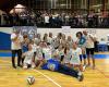 La squadra di pallavolo femminile del New Volley Rezzato festeggia la promozione in Serie D – .