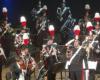 Splendido omaggio al 269° anniversario del Viotti della Fanfara del 3° Reggimento Carabinieri “Lombardia” – .