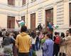 Studenti filo-palestinesi tentano di fare irruzione nelle aule dell’Università di Padova, porte sprangate e lezioni sospese – .