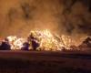 Un enorme incendio devasta un fienile a Montelabbate – .
